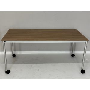 Welltrade kantinetafel op wieltjes (kt415)