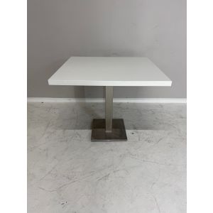 Welltrade kantinetafel wit met RVS kolompoot (vt7086)