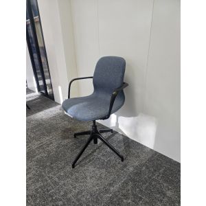 Draaibare vergaderstoel blauw (vs755)