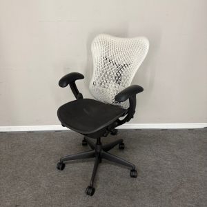 Herman Miller Mirra Type 1 (bs414)