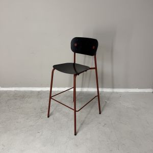PLANQ barstoel (kr100)